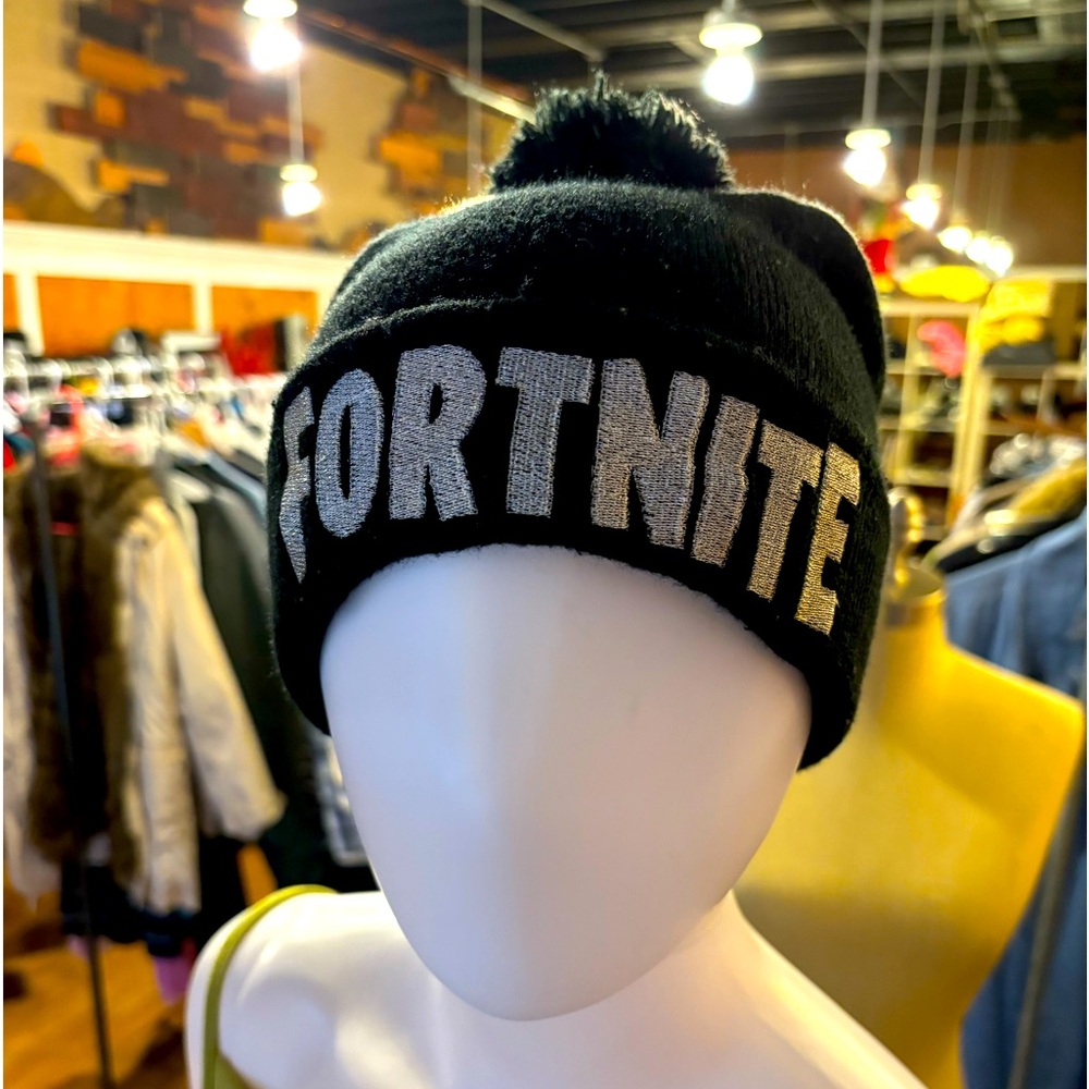 Fortnite Pom Pom Beanie